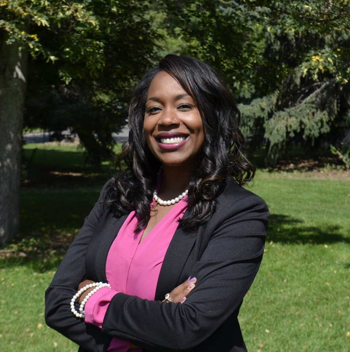 Jessica Newton is the founder of Vibe Tribe Adventures. She works with North Carolina-based community organizations with outdoor activity-themes and helps them transform into viable businesses and nonprofits.
