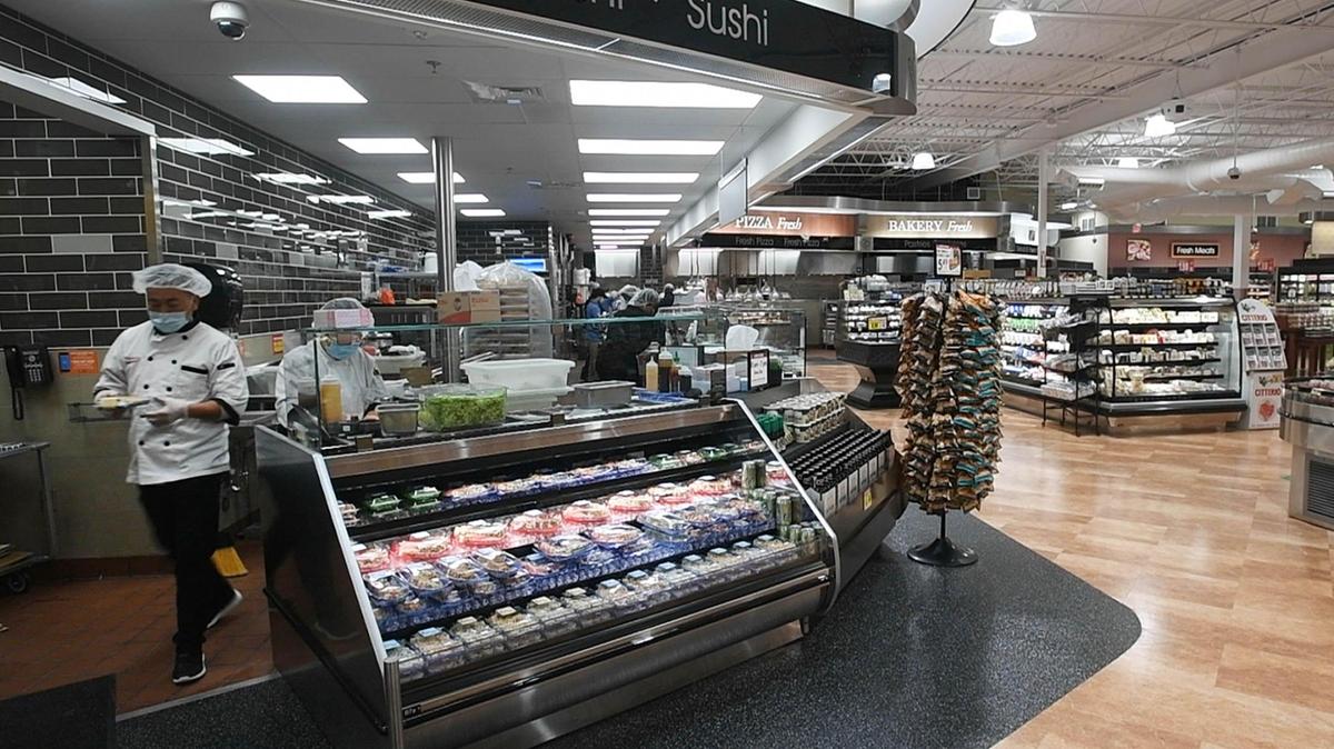A Harris Teeter grocery store is opening in November 2024 in Apex, North Carolina.