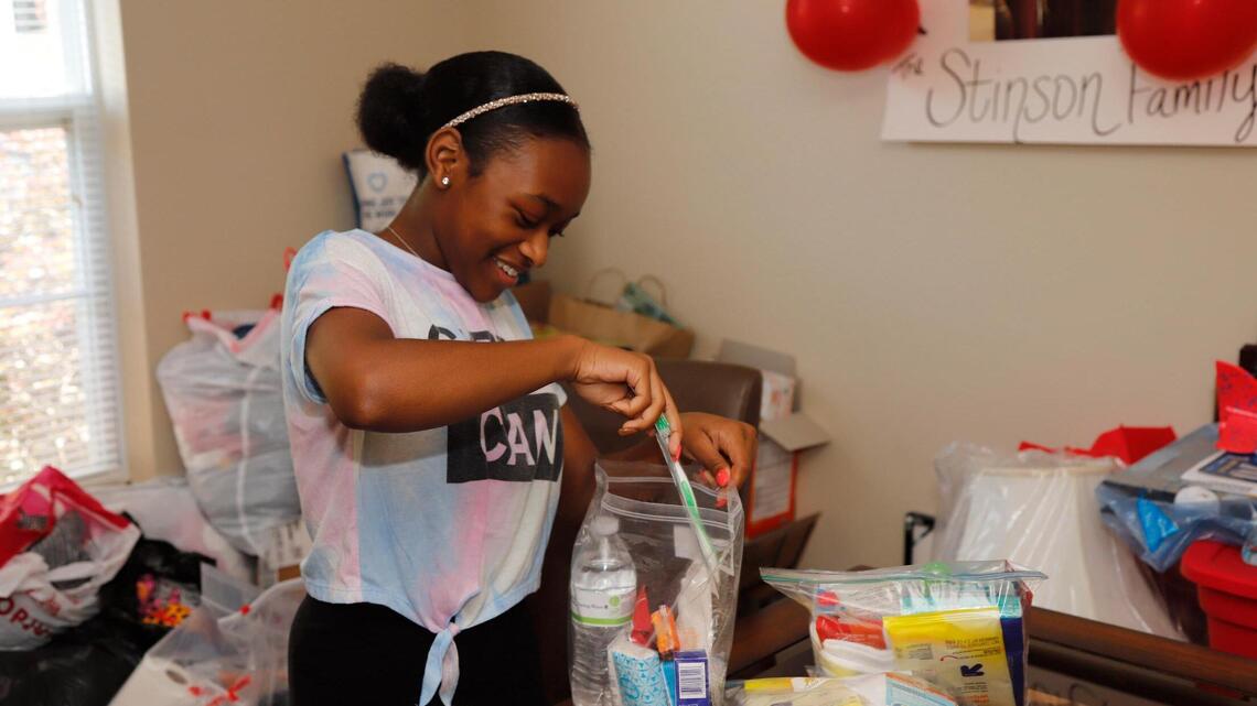 “I know how it feels to not have food:” This 14-year-old is feeding Charlotte’s homeless