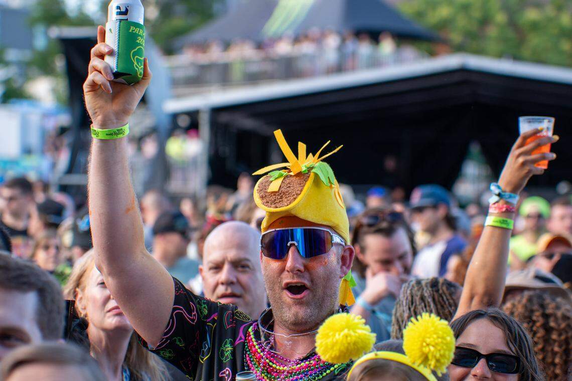 Fans at Lovin’ Life Music Fest.