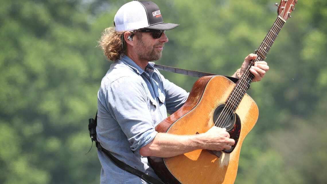 Seeing Dierks Bentley in Charlotte? Go early to miss the parking fiasco
