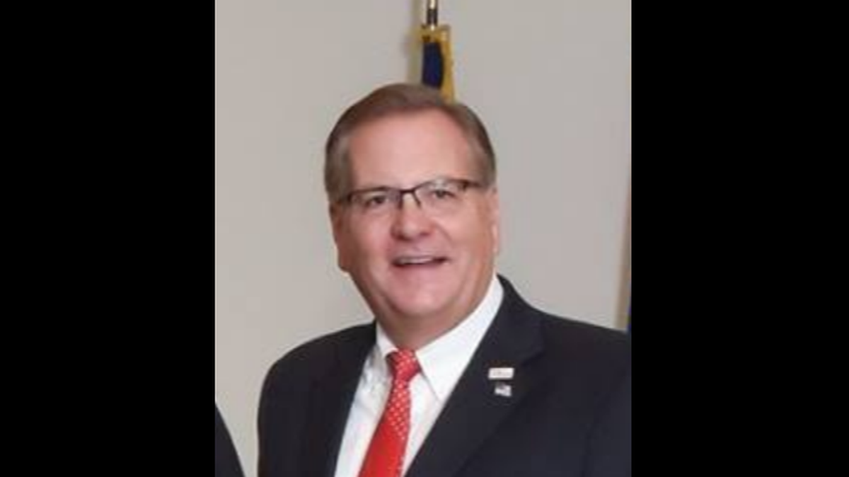 Jeff Miller is a 2023 candidate and former member of the Matthews Board of Commissioners.