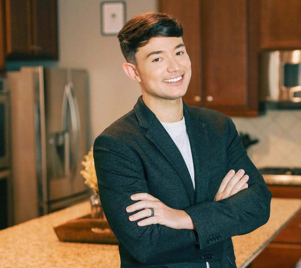 Dakota Wright works as a Real Estate Agent when he is not filming TikToks.
