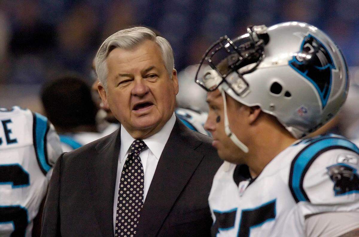 In 2005, Panthers owner Jerry Richardson talked to linebacker Dan Morgan during warmups prior to a game at Detroit.