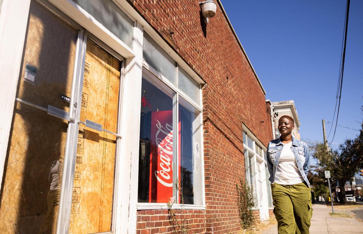 As a fifth-generation Charlottean, Mia Love Live was well familiar with popular places that no longer are around in town, including Price’s Chicken Coop.