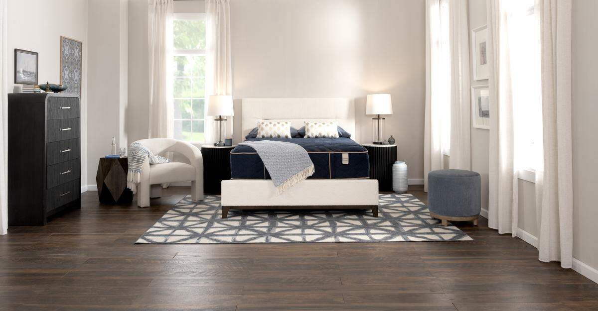 Bob’s Discount Furniture will open a 35,115-square-foot store in Charlotte as part of the company’s rapid expansion across the U.S.
