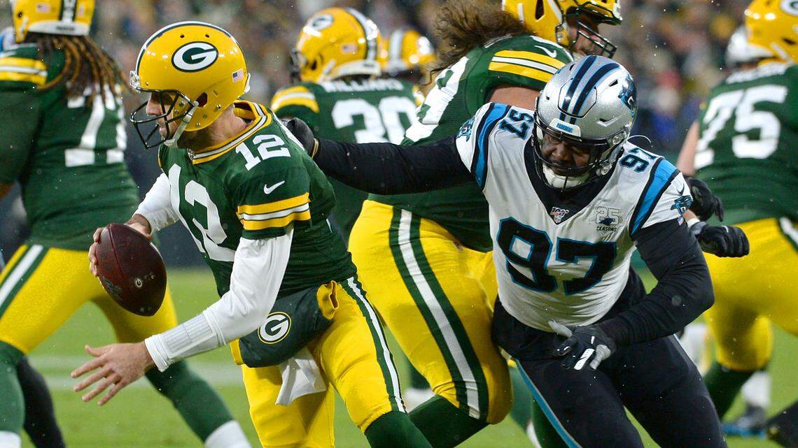 Panthers’ biggest mistake at Packers was never forcing Aaron Rodgers to make mistakes