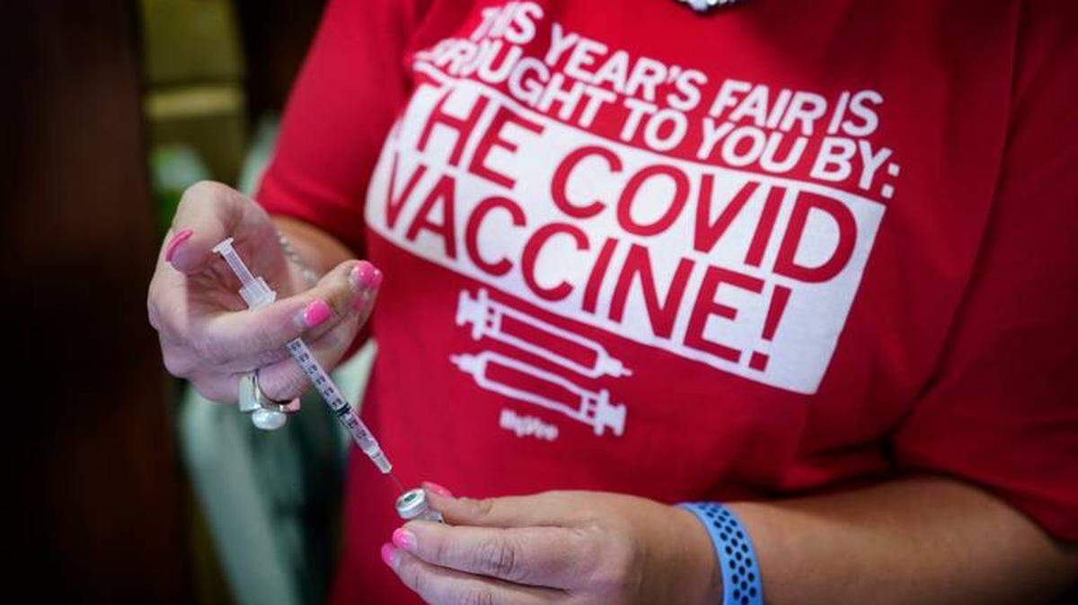 Charlotte is among N.C. cities considering cash incentives for city workers who get vaccinated. Charlotte’s plan could offer already vaccinated employees and those who get vaccinated by Sept. 30 a $250 bonus. In Durham, workers who show proof that they have been fully vaccinated can get a $250 bonus and two paid vacation days. 