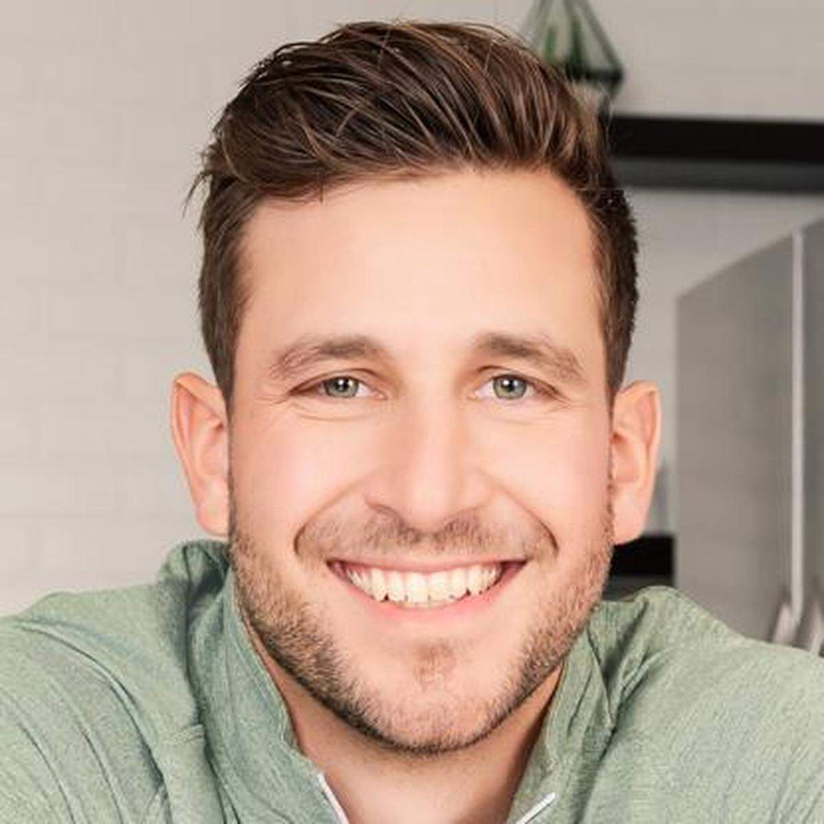 Jared Golestani and his wife, Breanna, 30, co-founded Kokada, a brand offering coconut spreads.