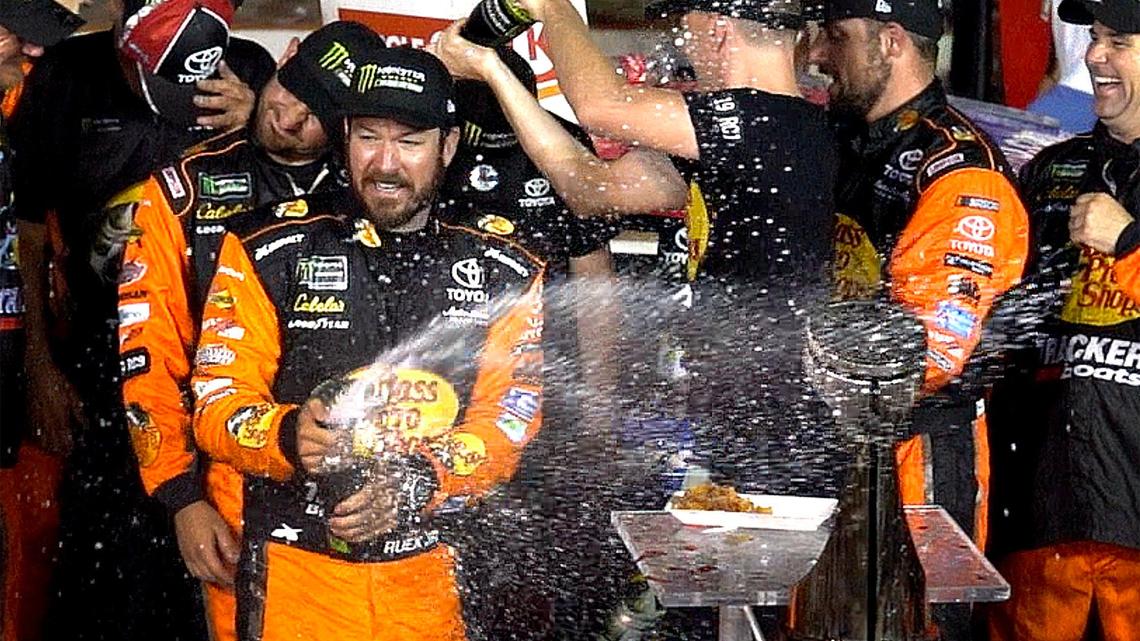Two high-ranking NC politicians urge Gov. Cooper to allow Charlotte to host NASCAR race