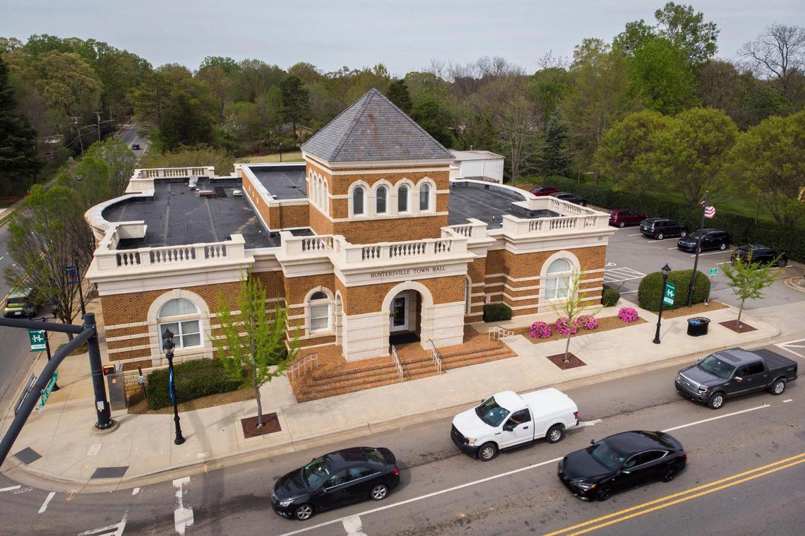 Huntersville Town Hall as seen on Monday April 11, 2022.