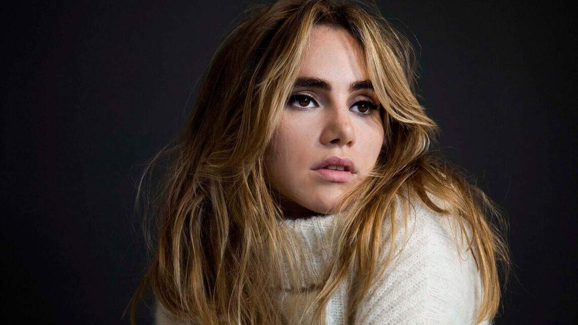 After rock-star turn on ‘Daisy Jones & The Six,’ Suki Waterhouse is doing her own songs live