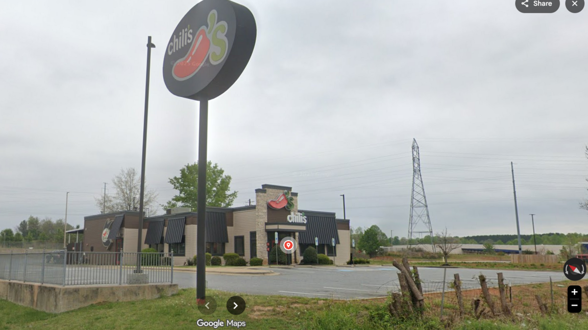 Chili’s margaritas caused burns after degreaser was mistaken for sugar: NC county