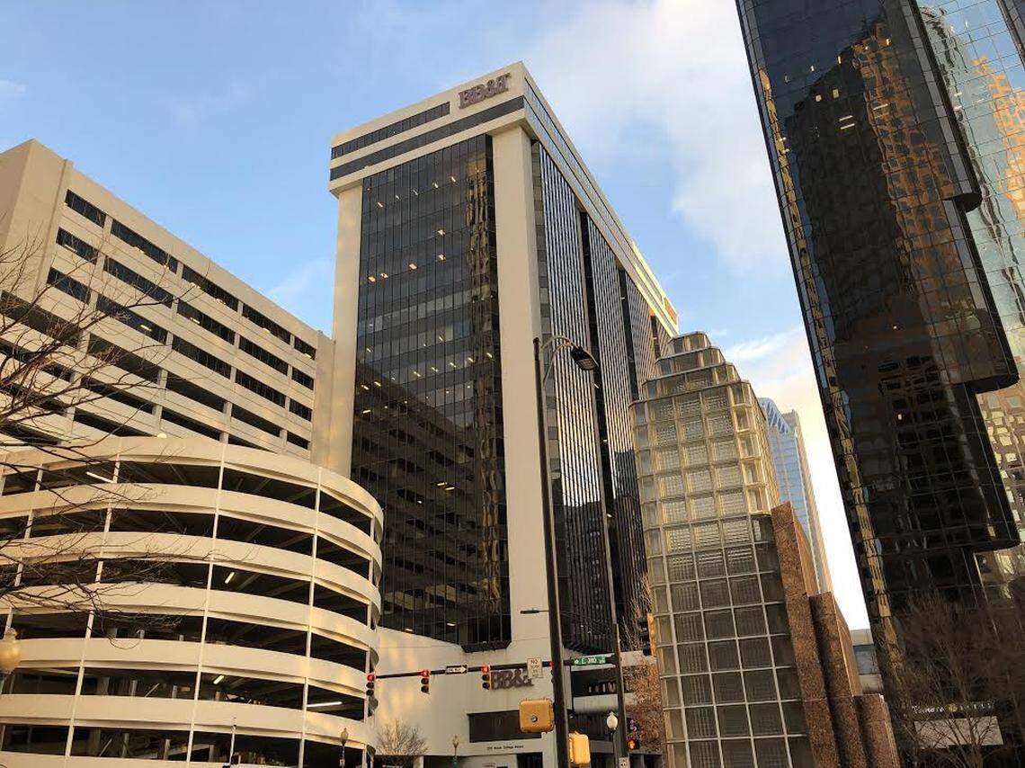 BB&T and SunTrust Banks announced they have agreed to merge, forming a new bank that will be headquartered in Charlotte.