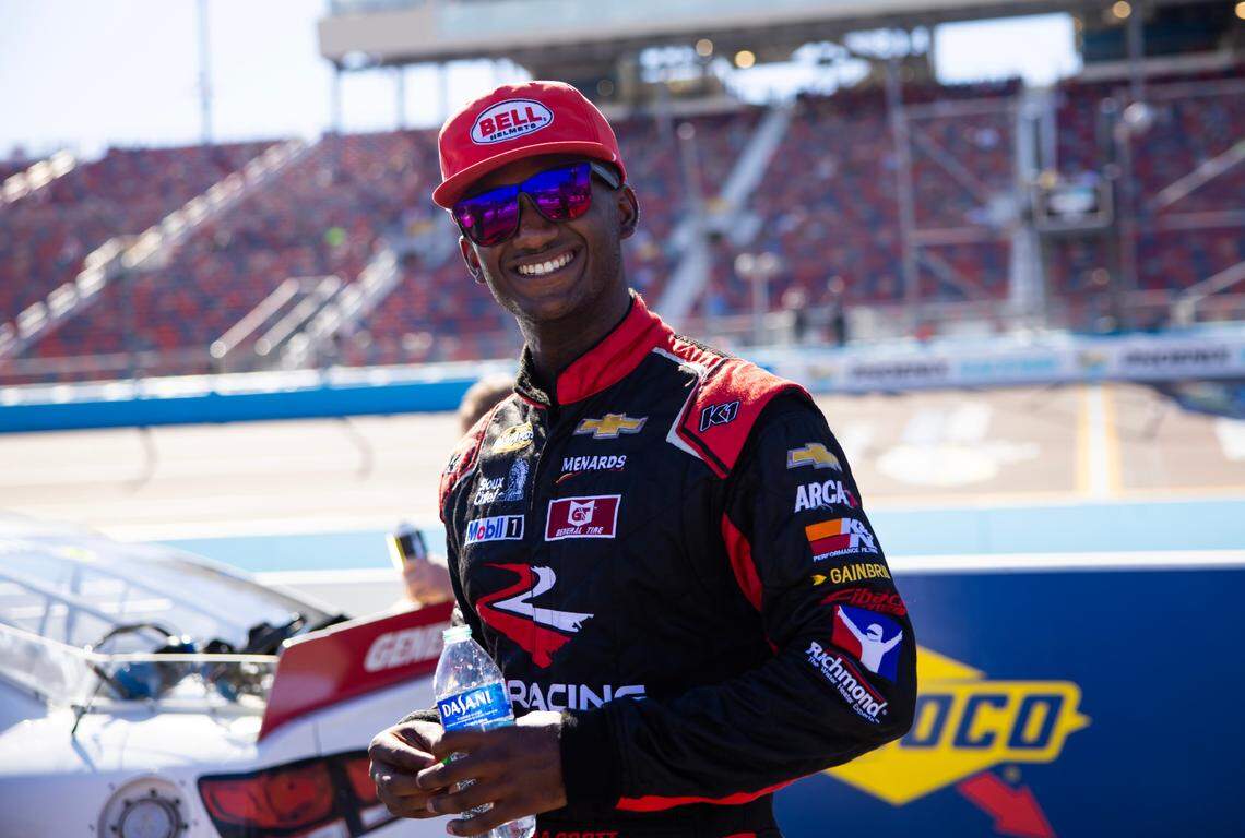 Nov 3, 2023; Avondale, Arizona, USA; NASCAR ARCA Menards Series driver Lavar Scott (6) during the Desert Diamond Casino West Valley 100 at Phoenix Raceway.