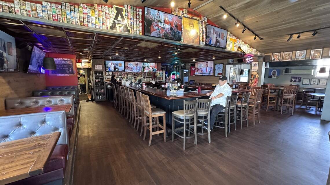 Your guide to 2026 college football watch parties in Charlotte