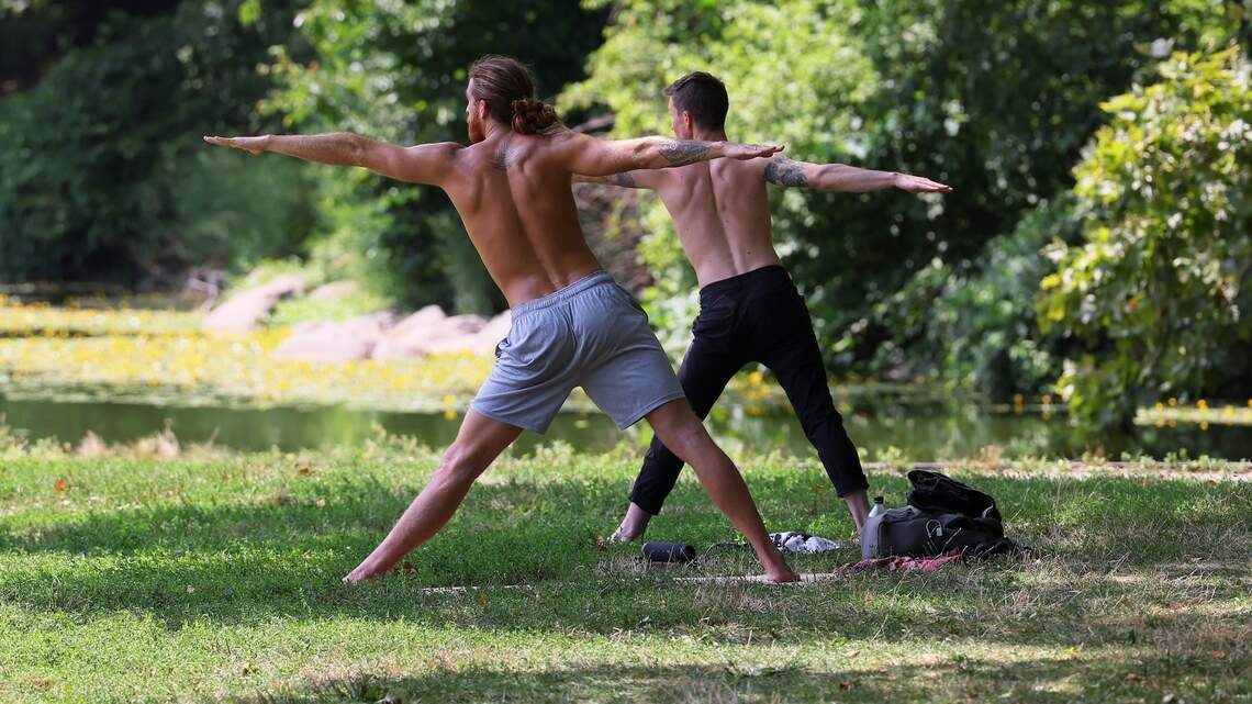 Experts’ Top Stress-Relief Workouts Include Swimming, Yoga, Strength Training and Tai Chi