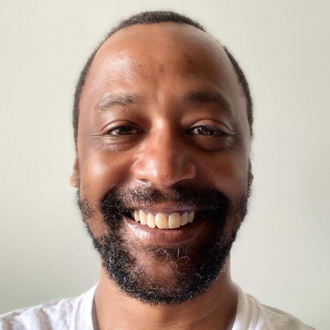 Profile Image of Tracy Jones