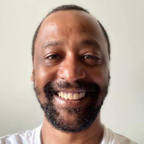 Profile Image of Tracy Jones