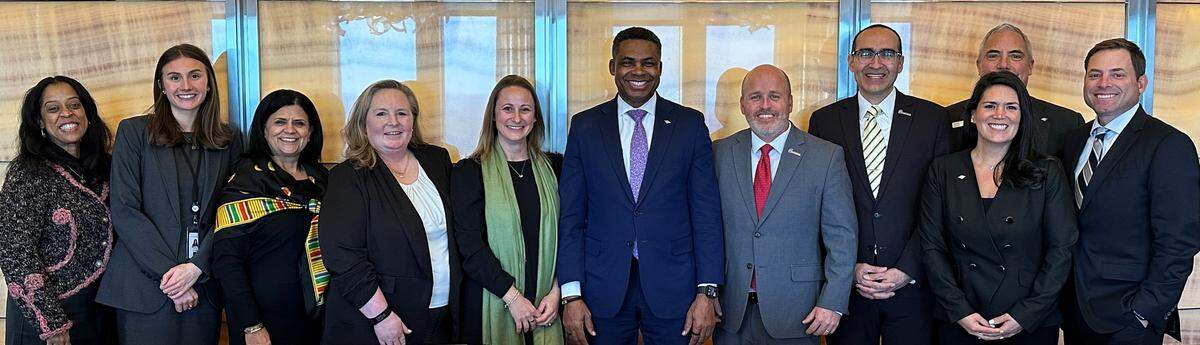 Bank of America Charlotte President Kieth Cockrell and representatives from Prospera and Supportive Housing Communities – recipients of the 2025 Neighborhood Builders grant.
