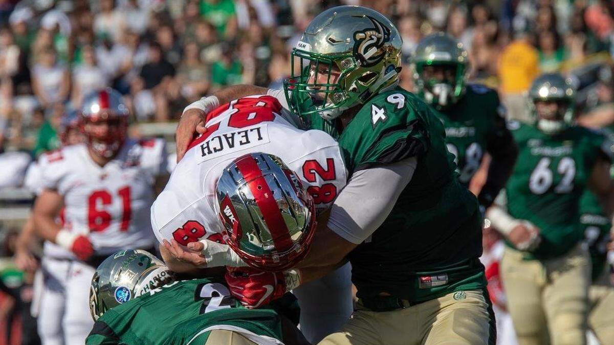 Jeff Gemmell was one of several former 49ers’ taking part in UNC Charlotte’s pro day.