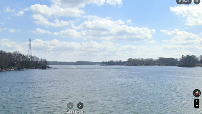 Kayaker dies trying to rescue his sister struggling in Lake Norman, NC officials say
