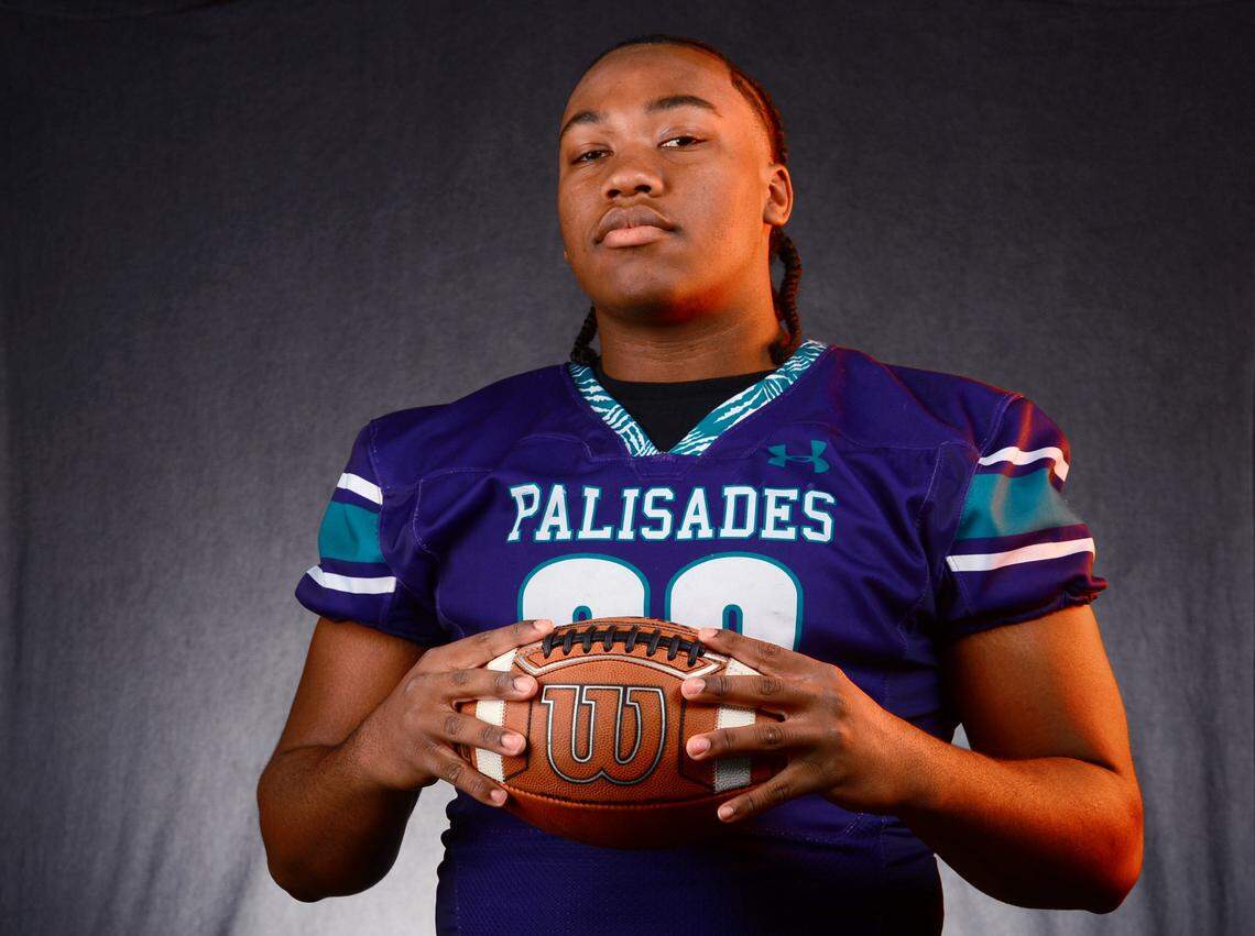 Palisades Puma offensive lineman Nolan Jefferson on Tuesday, December 9, 2025.