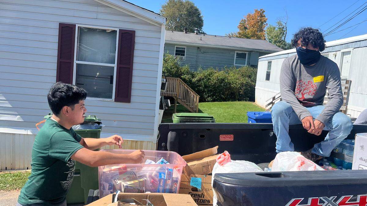 Western NC Latino community forms makeshift delivery service after Helene