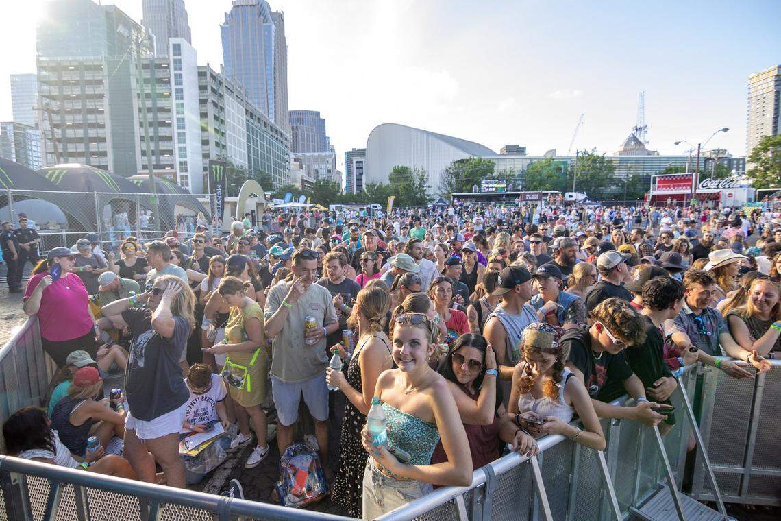 Fans at Lovin’ Life Music Fest.