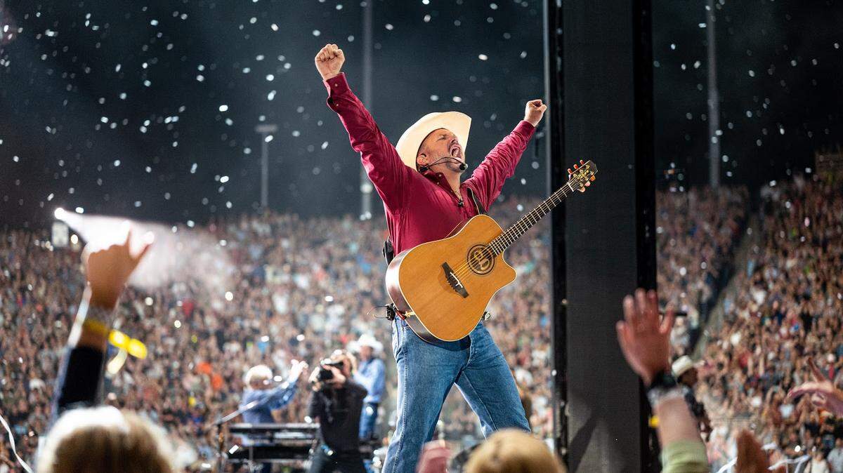 “Encore Live Presents Garth Brooks: A Drive-In Concert Experience” is set for Saturday evening at outdoor theaters across the U.S., including in Albemarle and Kings Mountain locally.