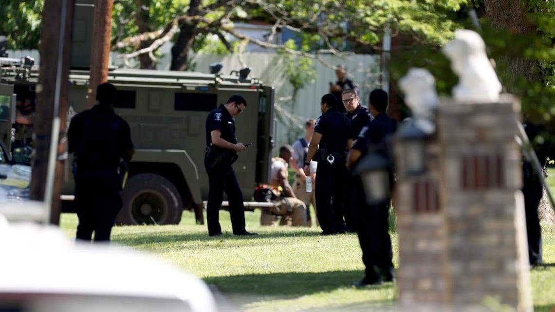 ‘Sounded like Vietnam out there.’ Charlotte residents describe shooting where officers killed