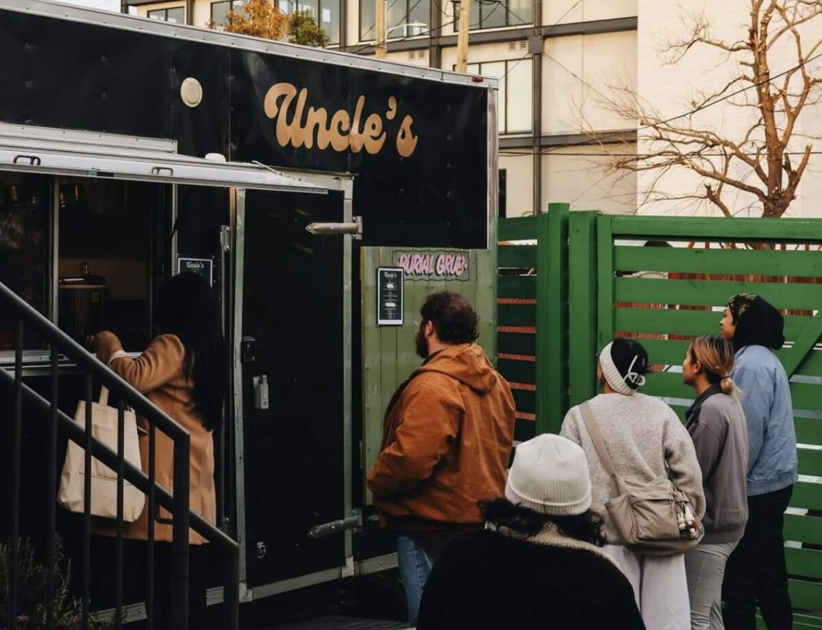 Despite the cold, fans of Uncle’s showed up for the food truck’s Southeast Asian cuisine.