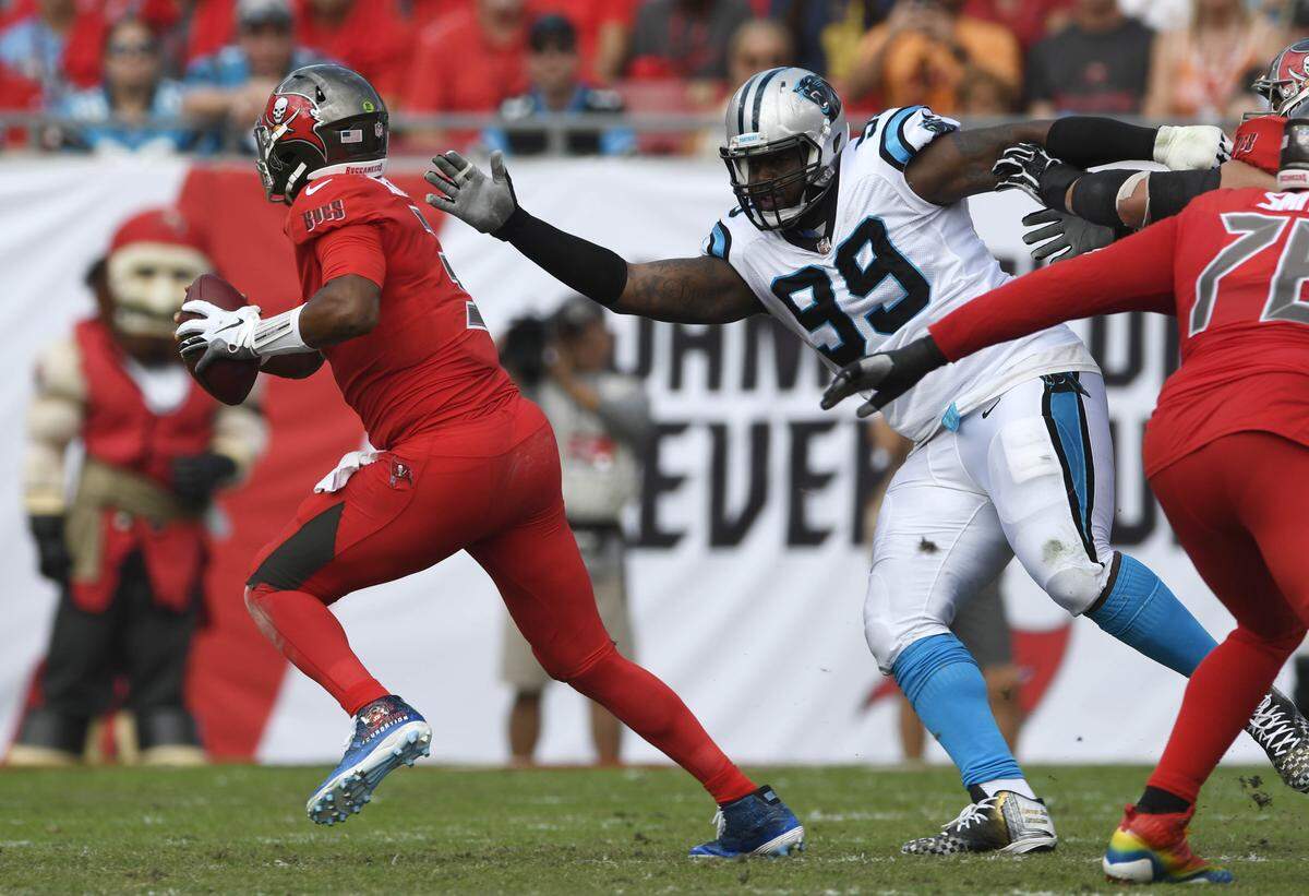 Carolina Panthers defensive tackle Kawann Short (99) is listed as doubtful for Monday night’s game against the New Orleans Saints, but Ron Rivera called him more of a game-time decision.