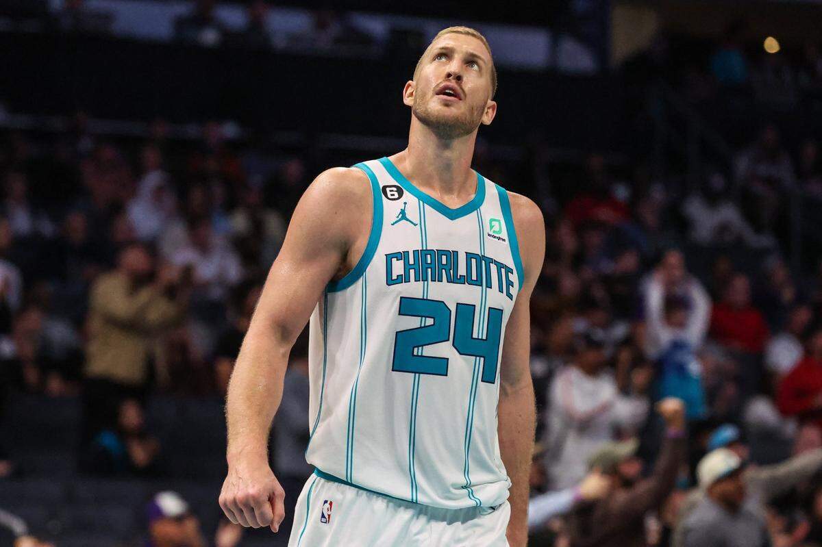 Hornets center Mason Plumlee watches the replay on the video board after incurring a foul during the game against the Trailblazers at Spectrum Center on Wednesday, November 9, 2022. The Hornets lost to the Trailblazers, 105-95.