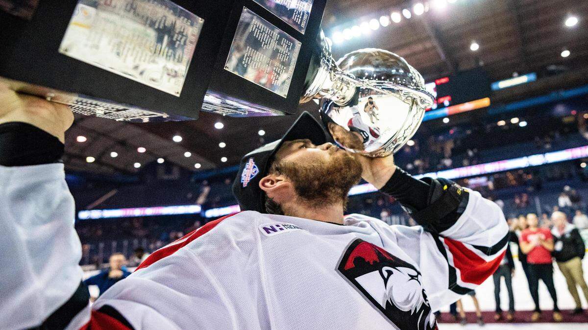 The defending Calder Cup champs dwell near the bottom of the American Hockey League standings. One factor: The Checkers have given up an unusually high number of short-handed goals.