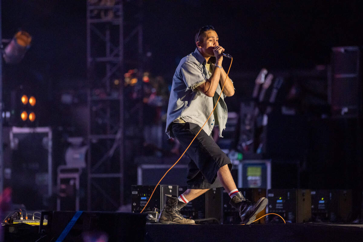 Dominic Fike at Lovin’ Life Music Fest in Charlotte, NC on May 3, 2024.
