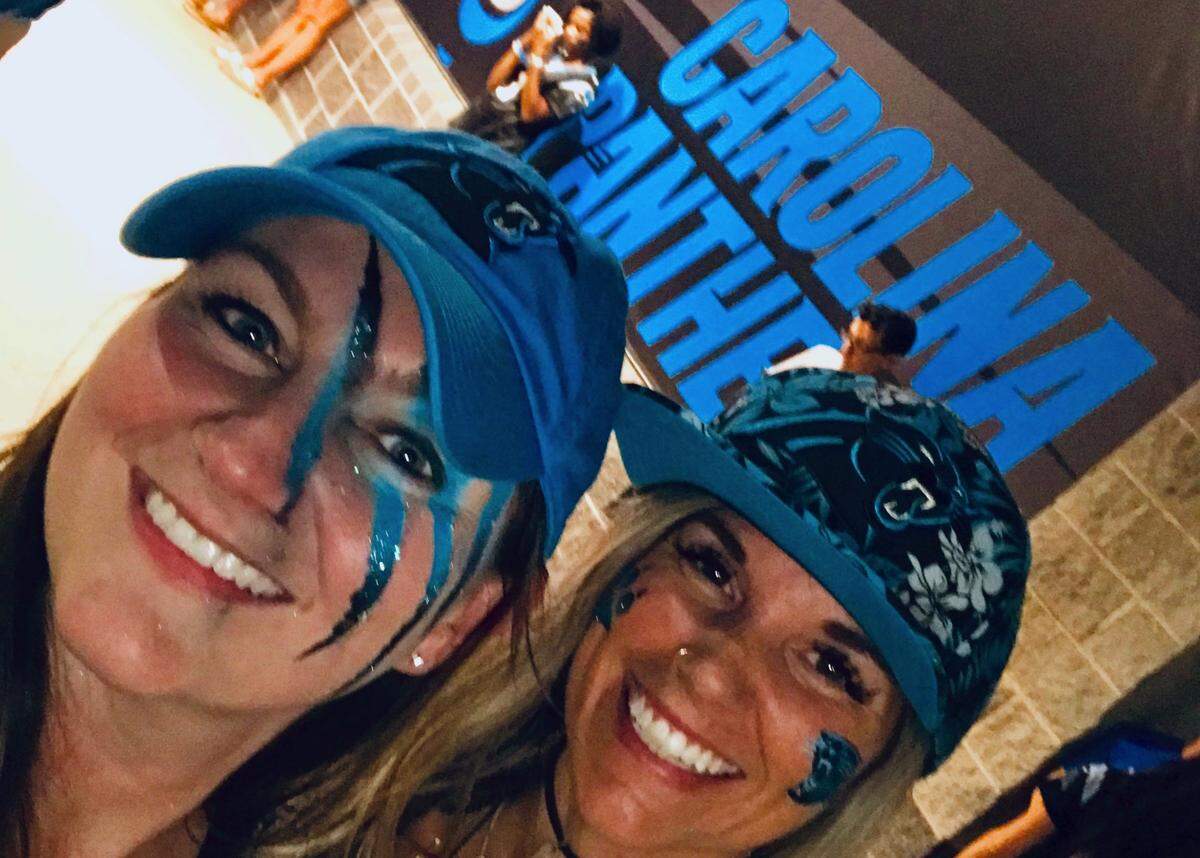 Natalie Dilley said, “Social media is a good way to stay connected — unless you are comparing and judging yourself.” 