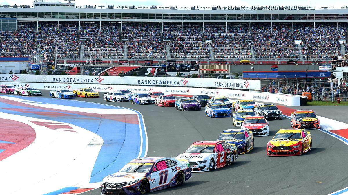 The field in the Bank of America Roval 400 head into Turn 4 at Charlotte Motor Speedway on Sunday, October 10, 2021.