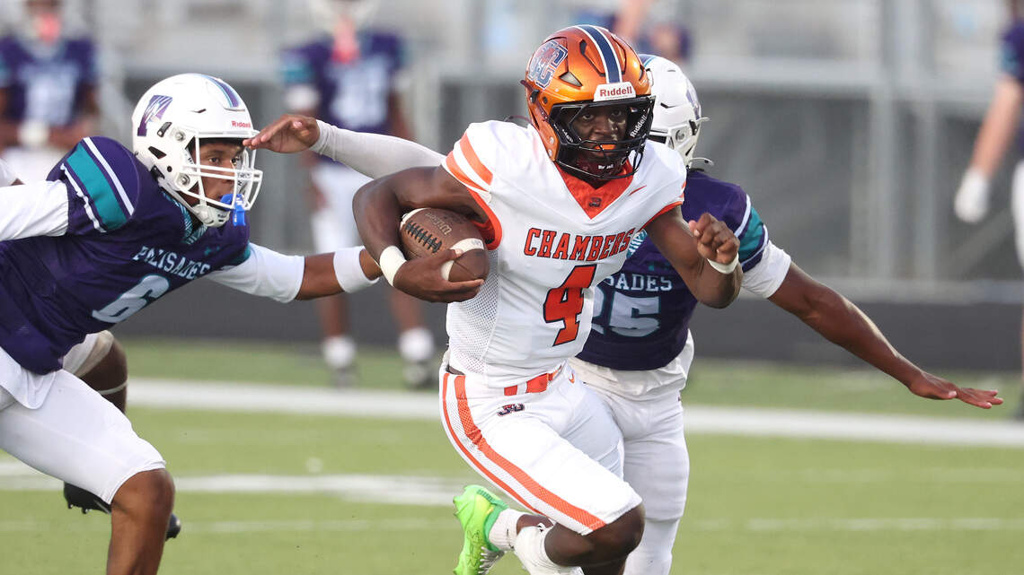 Chambers holds off Palisades in a battle of unbeaten teams Thursday