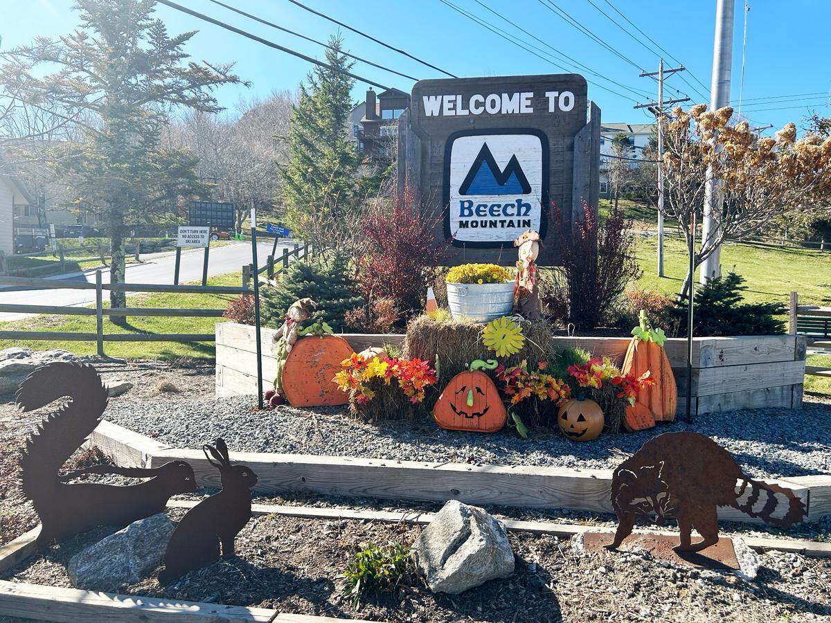 Beech Mountain is welcoming fall visitors, and Beech Mountain Ski Resort is preparing for its winter season to kick off Nov. 29.