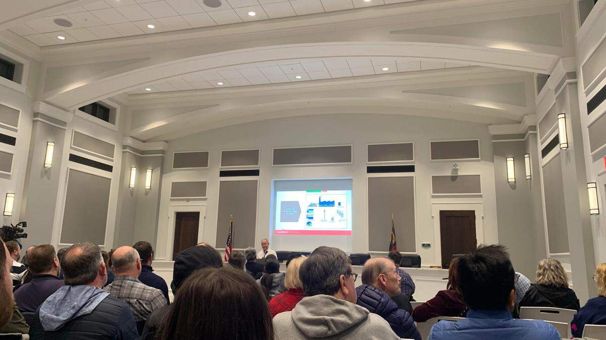 David Lucore, Pineville’s electric services manager and a systems manager for ElectriCities of North Carolina, gives a presentation on a potential substation in Pineville to concerned residents at Pineville Town Hall on Thursday.