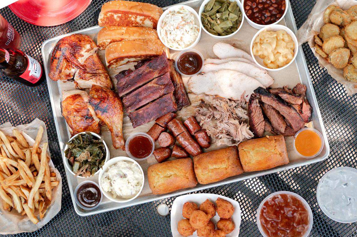 City Barbeque serves smoked meats, hearty sides and desserts.
