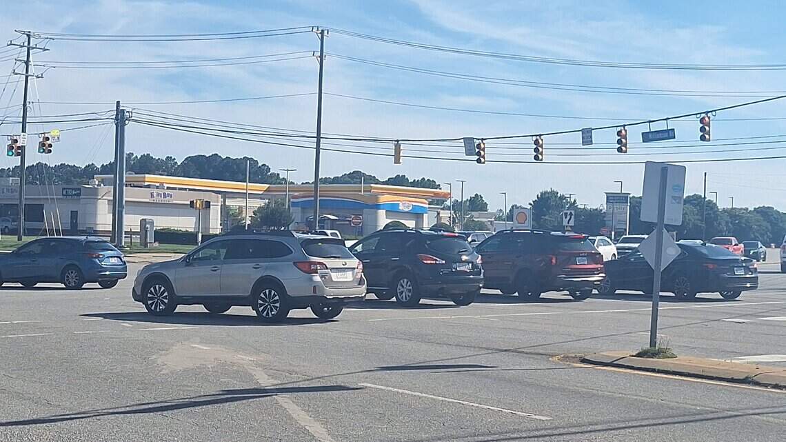 Lane of busy Brawley School Road near Lake Norman to close for sewer work