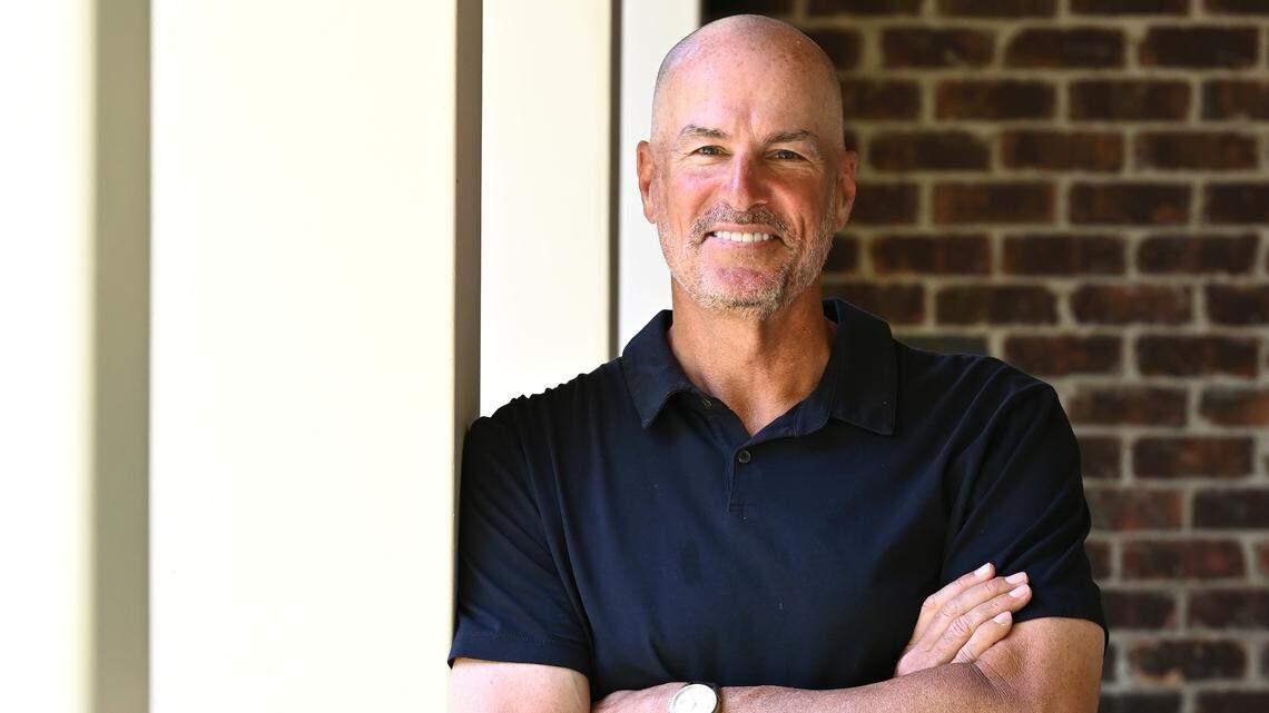 Exclusive: ESPN’s Jay Bilas on hoops, Duke-UNC and tangling with Barney the Dinosaur