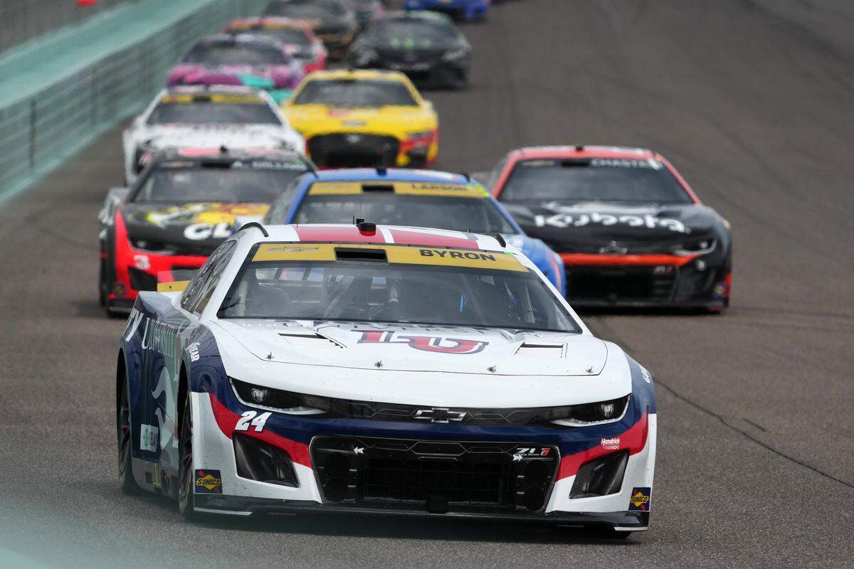 Oct 22, 2023; Homestead, Florida, USA; NASCAR Cup Series driver William Byron (24) races during the 4EVER 400 presented by Mobil 1 at Homestead-Miami Speedway. Mandatory Credit: Jasen Vinlove-USA TODAY Sports
