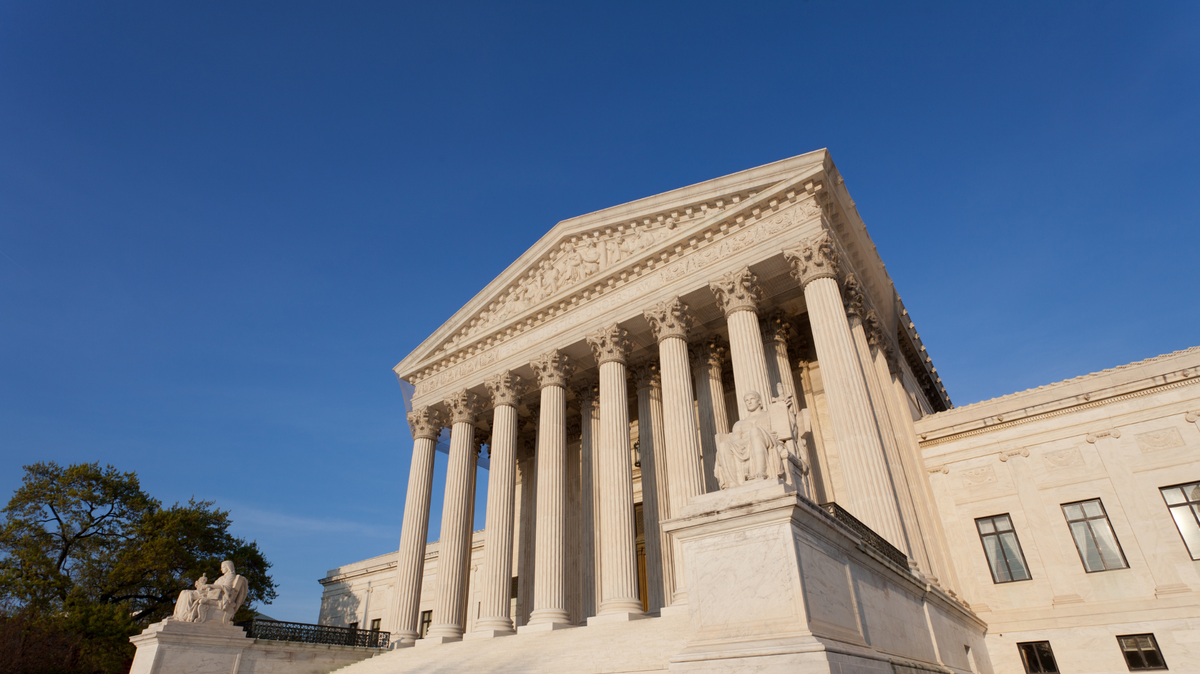 Read the Missouri trigger law and Roe v. Wade decision that led to the MO abortion ban