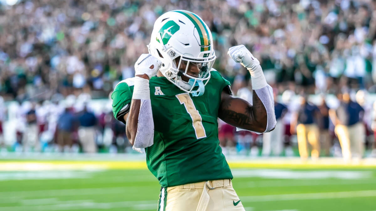 Charlotte 49ers freshman Durell Robinson celebrates during Saturday’s win over South Carolina State