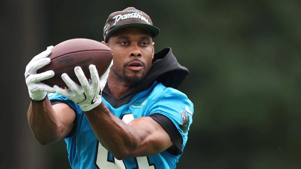 Carolina Panthers tight end Jordan Matthews catches a pass prior to training camp practice on Thursday, July 25, 2024.