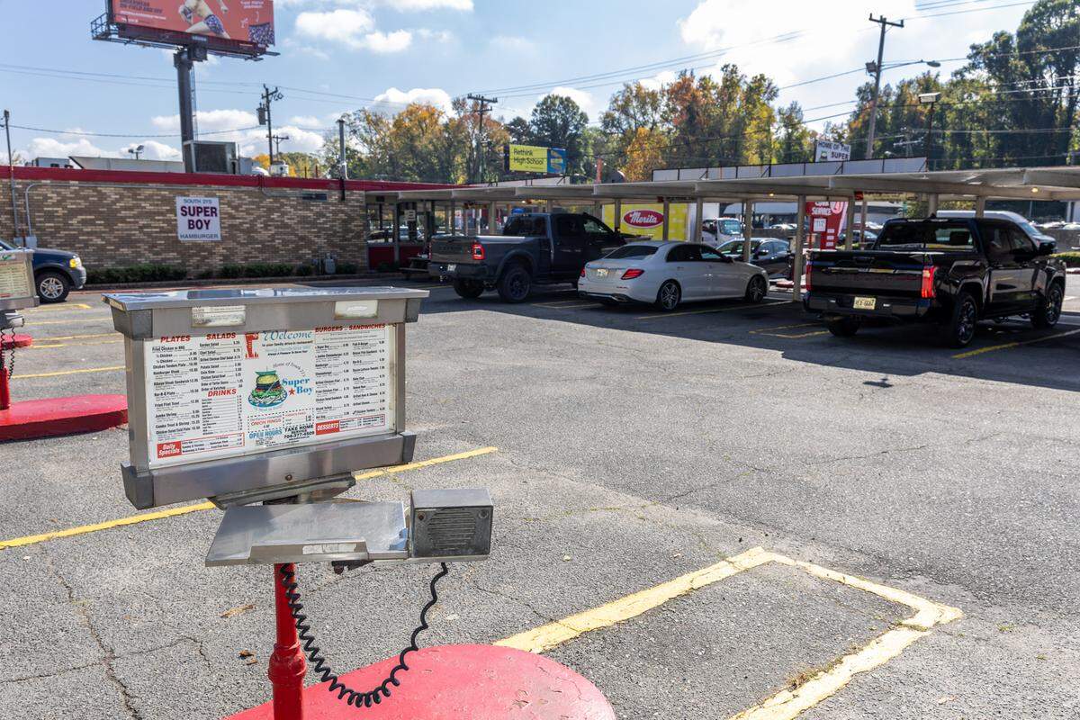 Drive-up parking spots and ordering stations at South 21.