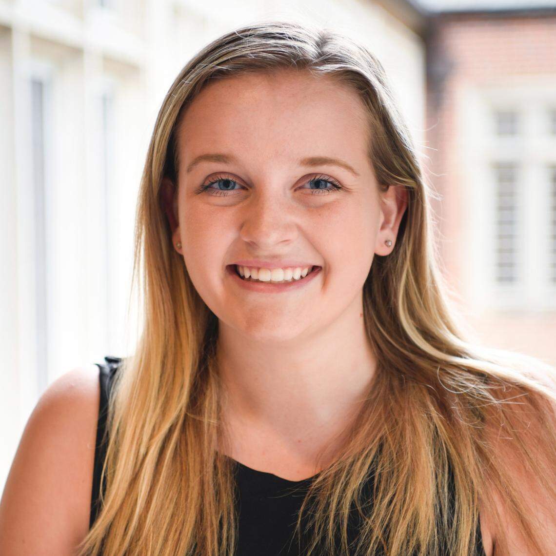 Profile Image of Alexandra Maloney